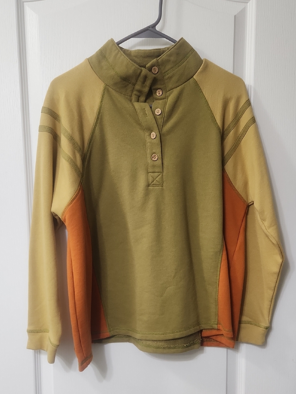 easel Colorblock Henley Sweatshirt in Olive, Mustard & Rust